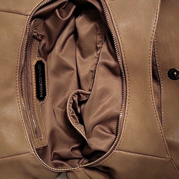 Madison West Purse - Picture 4 of 9